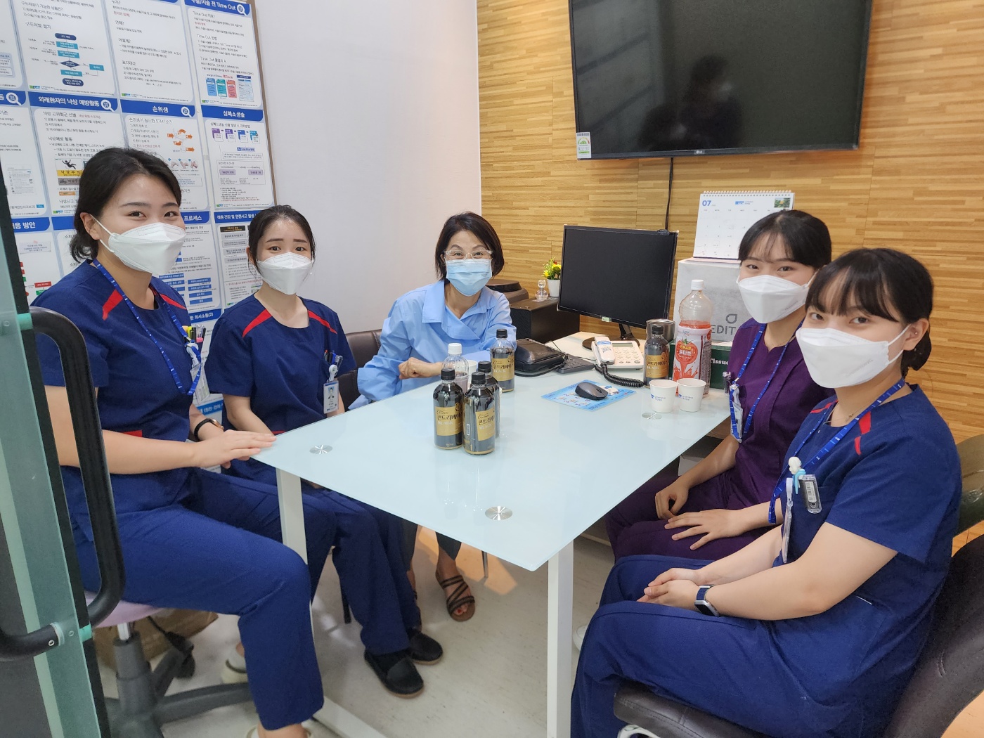 순천향대학병원부속 부천병원 치과 진료실 선생님들과의 만남 게시글 이미지